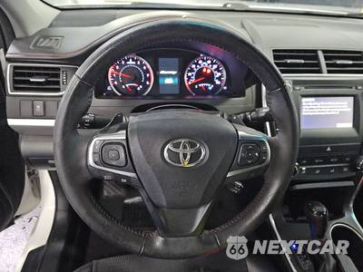 2017 Toyota Camry SE - zdjęcie 10 z 21 - miniatura