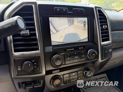 2018 Ford Super Duty F-250 XLT Crew Cab Medium Bed - zdjęcie 12 z 19 - miniatura
