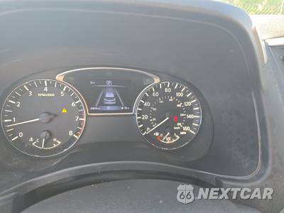 2020 Nissan Pathfinder S - zdjęcie 12 z 39 - miniatura