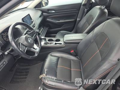 2020 Nissan Altima SR - zdjęcie 7 z 24 - miniatura