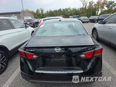 2020 Nissan Altima SR - zdjęcie 5 z 24 - miniatura