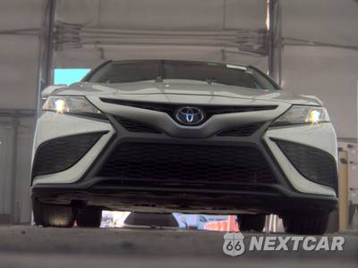 2024 Toyota Camry SE - zdjęcie 3 z 32 - miniatura