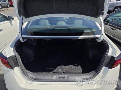 2025 Nissan Altima SV - zdjęcie 19 z 25 - miniatura