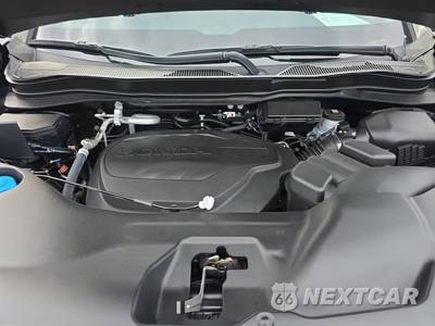 2025 Honda Passport EX-L - zdjęcie 18 z 21 - miniatura