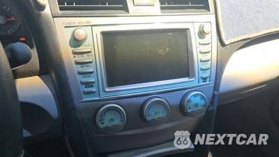 2009 Toyota Camry LE - zdjęcie 38 z 57 - miniatura