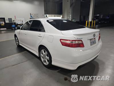2009 Toyota Camry LE - zdjęcie 6 z 57 - miniatura