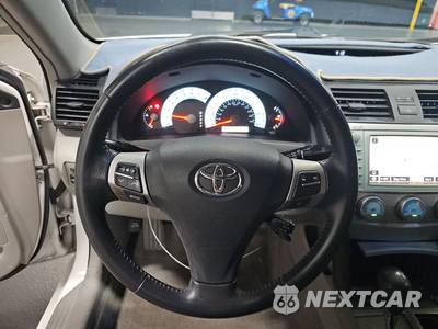 2009 Toyota Camry LE - zdjęcie 10 z 57 - miniatura