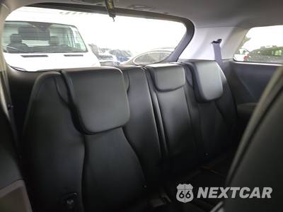 2027 Kia Carnival Hybrid MPV LXS 121.7" WB - zdjęcie 14 z 22 - miniatura