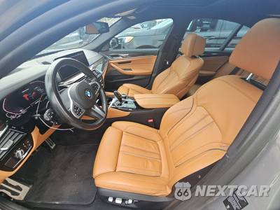 2022 BMW 5 Series Sedan M550i xDrive - zdjęcie 7 z 23 - miniatura