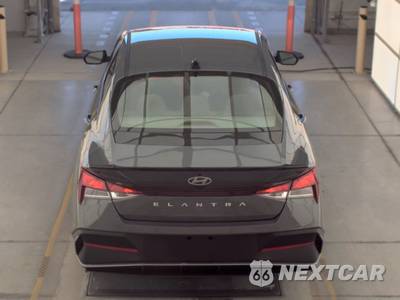 2026 Hyundai Elantra SEL Sport - zdjęcie 6 z 24 - miniatura