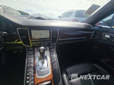 2011 Porsche Panamera Turbo - zdjęcie 11 z 26 - miniatura