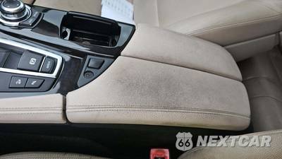 2011 BMW 5 Series Sedan 535i xDrive - zdjęcie 26 z 44 - miniatura