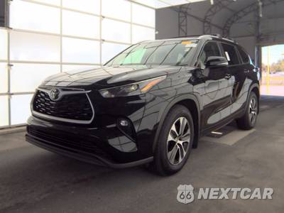 2024 Toyota Highlander XLE - zdjęcie 1 z 37 - miniatura