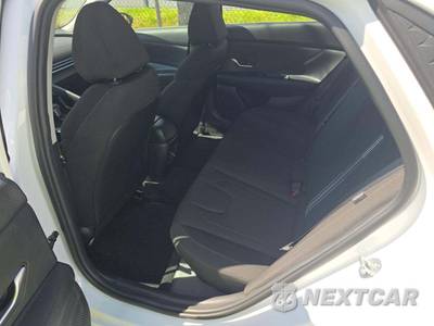 2024 Hyundai Elantra SEL - zdjęcie 7 z 9 - miniatura