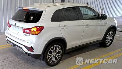 2019 Mitsubishi Outlander Sport ES - zdjęcie 4 z 44 - miniatura