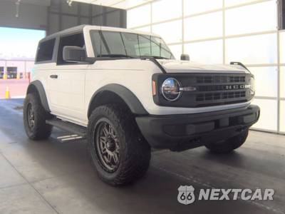 2021 Ford Bronco Base - zdjęcie 3 z 24 - miniatura