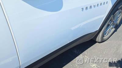 2023 Chevrolet Traverse LT Cloth 1LT - zdjęcie 20 z 28 - miniatura