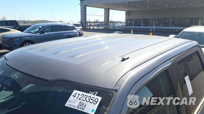 2025 Ford F-150 XLT Crew Cab Short Bed - zdjęcie 17 z 29 - miniatura