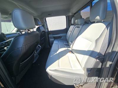 2022 Ford F-150 LARIAT Crew Cab Short Bed - zdjęcie 13 z 34 - miniatura