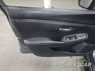 2025 Nissan Sentra SV - zdjęcie 9 z 20 - miniatura
