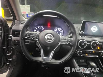 2025 Nissan Sentra SV - zdjęcie 10 z 20 - miniatura