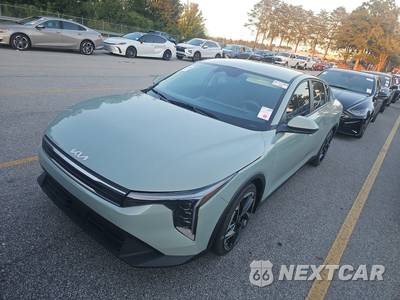 2025 Kia K4 LXS - zdjęcie 1 z 17 - miniatura