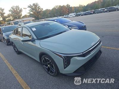 2025 Kia K4 LXS - zdjęcie 3 z 17 - miniatura