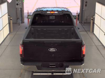 2025 Ford F-150 XLT Crew Cab Short Bed - zdjęcie 5 z 20 - miniatura