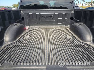 2025 Ford F-150 XLT Crew Cab Short Bed - zdjęcie 16 z 20 - miniatura