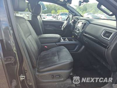 2018 Nissan TITAN SL Crew Cab Short Bed - zdjęcie 8 z 38 - miniatura