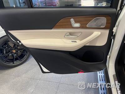2022 Mercedes-Benz GLS 450 4MATIC - zdjęcie 32 z 60 - miniatura
