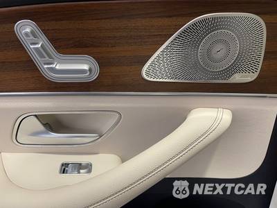 2022 Mercedes-Benz GLS 450 4MATIC - zdjęcie 33 z 60 - miniatura