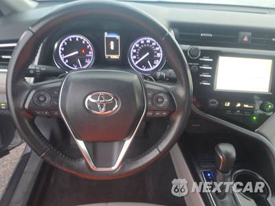2018 Toyota Camry SE - zdjęcie 10 z 32 - miniatura