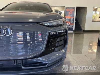 2025 Audi Q6 e-tron Premium Plus - zdjęcie 10 z 56 - miniatura