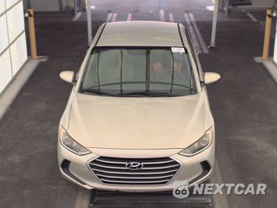 2018 Hyundai Elantra SE Sedan - zdjęcie 2 z 49 - miniatura