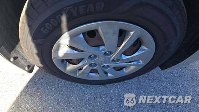 2018 Hyundai Elantra SE Sedan - zdjęcie 19 z 49 - miniatura