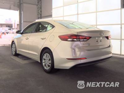 2018 Hyundai Elantra SE Sedan - zdjęcie 6 z 49 - miniatura