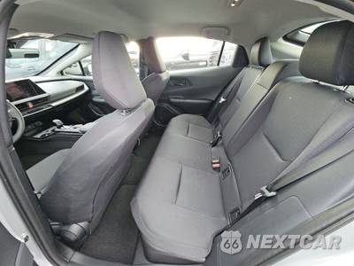 2026 Toyota Prius LE - zdjęcie 13 z 26 - miniatura