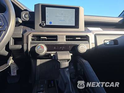 2025 Toyota 4Runner SR5 - zdjęcie 11 z 29 - miniatura