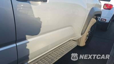 2025 Toyota 4Runner SR5 - zdjęcie 25 z 29 - miniatura