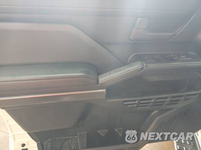 2025 Toyota 4Runner SR5 - zdjęcie 9 z 29 - miniatura