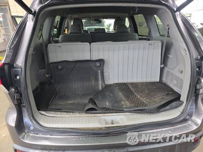 2017 Toyota Highlander XLE - zdjęcie 17 z 48 - miniatura