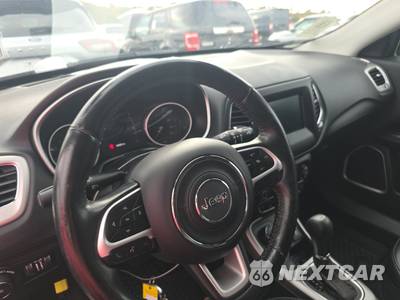 2020 Jeep Compass Latitude - zdjęcie 11 z 34 - miniatura