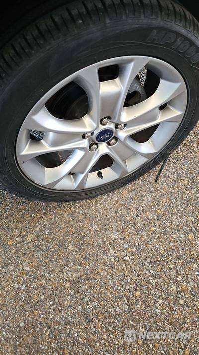 2015 Ford Escape Titanium - zdjęcie 29 z 38 - miniatura