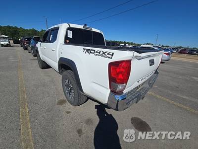 2017 Toyota Tacoma TRD Off-Road Crew Cab Medium Bed - zdjęcie 6 z 27 - miniatura