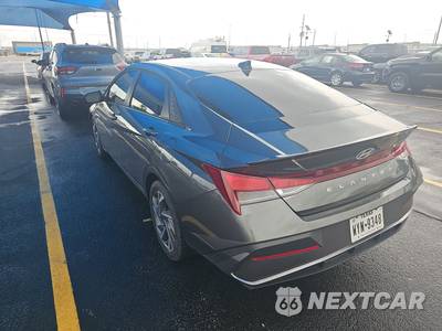 2025 Hyundai Elantra SEL Sport - zdjęcie 6 z 19 - miniatura