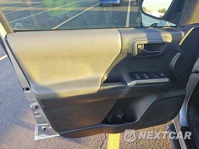 2023 Toyota Tacoma SR5 Crew Cab Medium Bed - zdjęcie 9 z 20 - miniatura