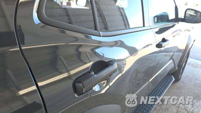 2025 Toyota 4Runner SR5 - zdjęcie 27 z 31 - miniatura