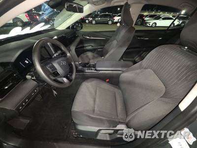 2026 Toyota Camry LE - zdjęcie 7 z 27 - miniatura