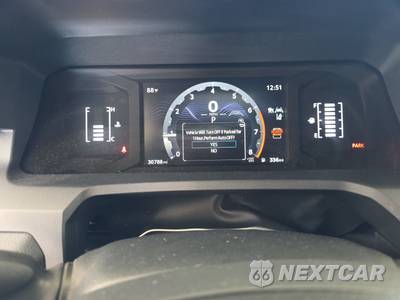 2025 Toyota 4Runner SR5 - zdjęcie 12 z 31 - miniatura